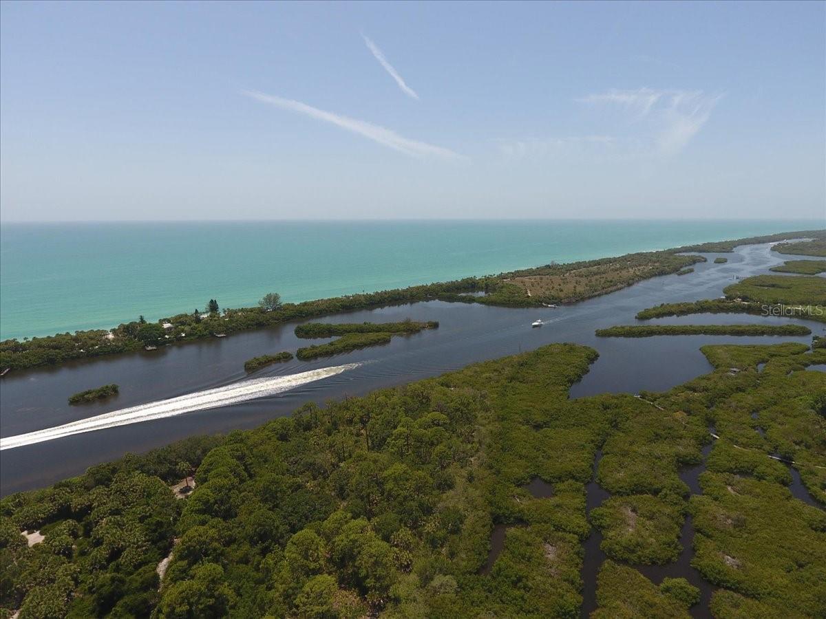 Image 49 of 52 For 286 Laurel Hollow Drive