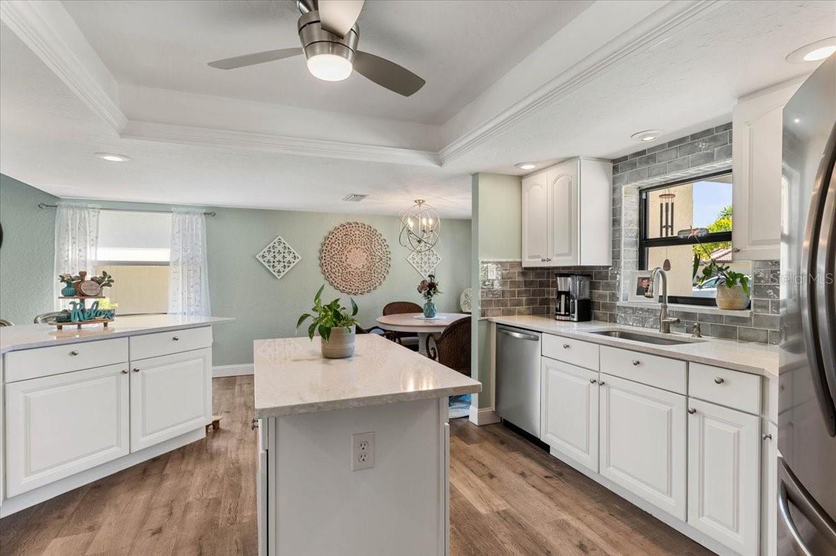 Image 8 of 52 For 286 Laurel Hollow Drive