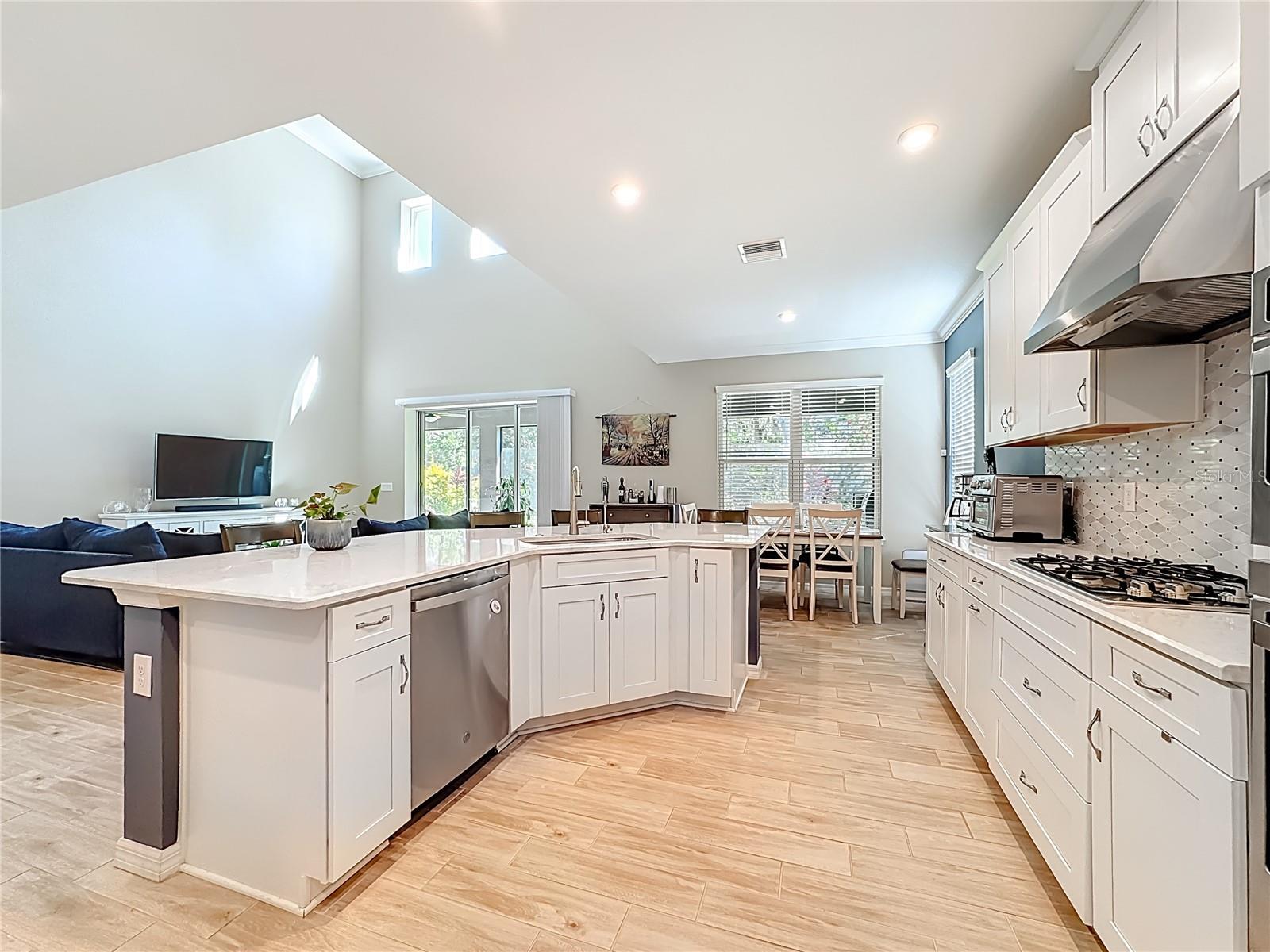 Image 30 of 67 For 6017 Maidenstone Way