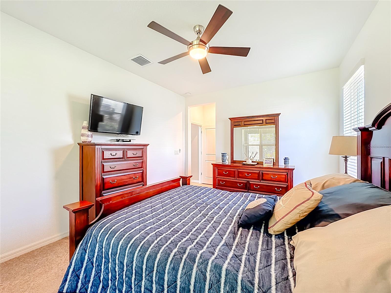 Image 38 of 67 For 6017 Maidenstone Way