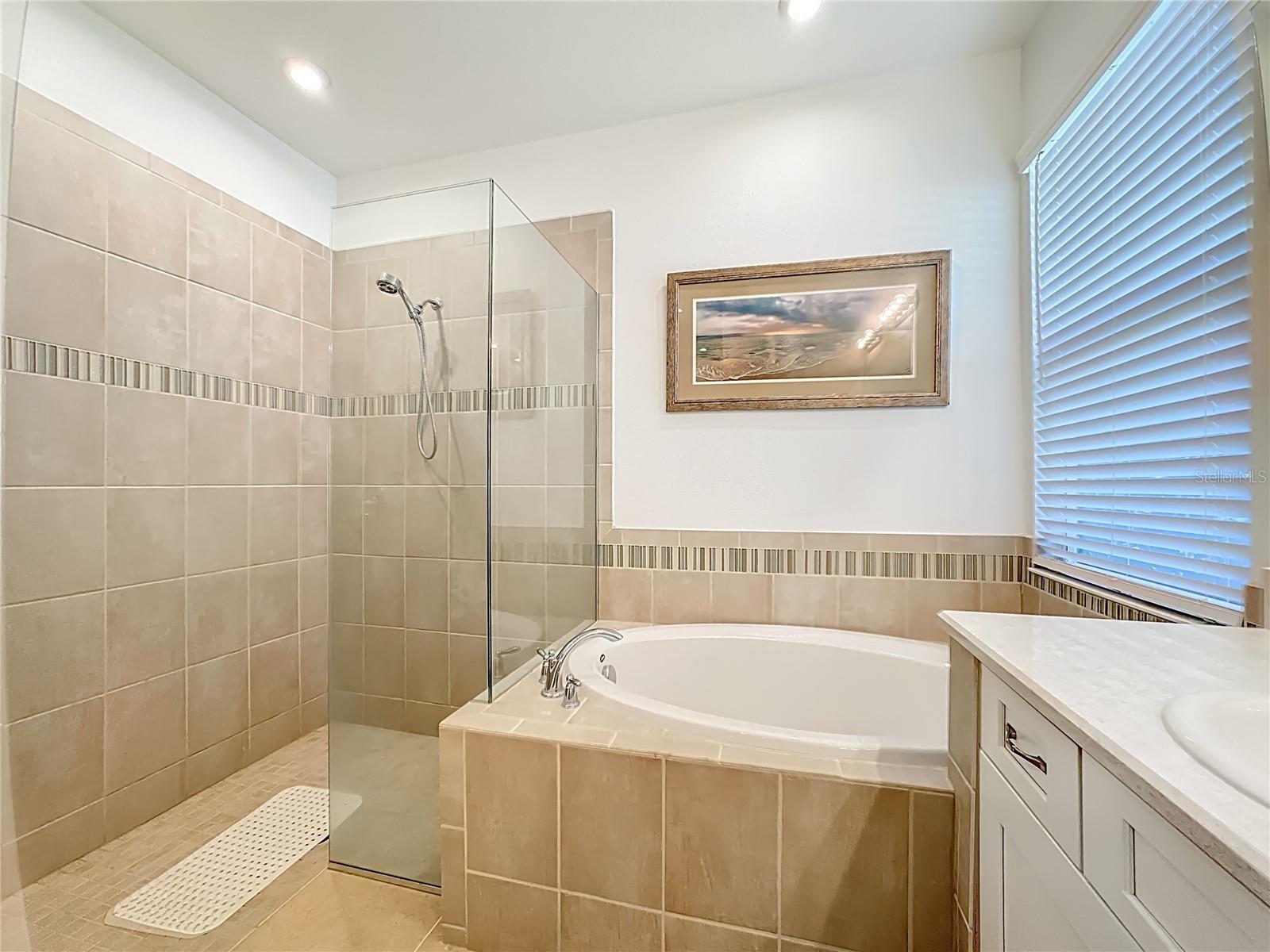 Image 40 of 67 For 6017 Maidenstone Way