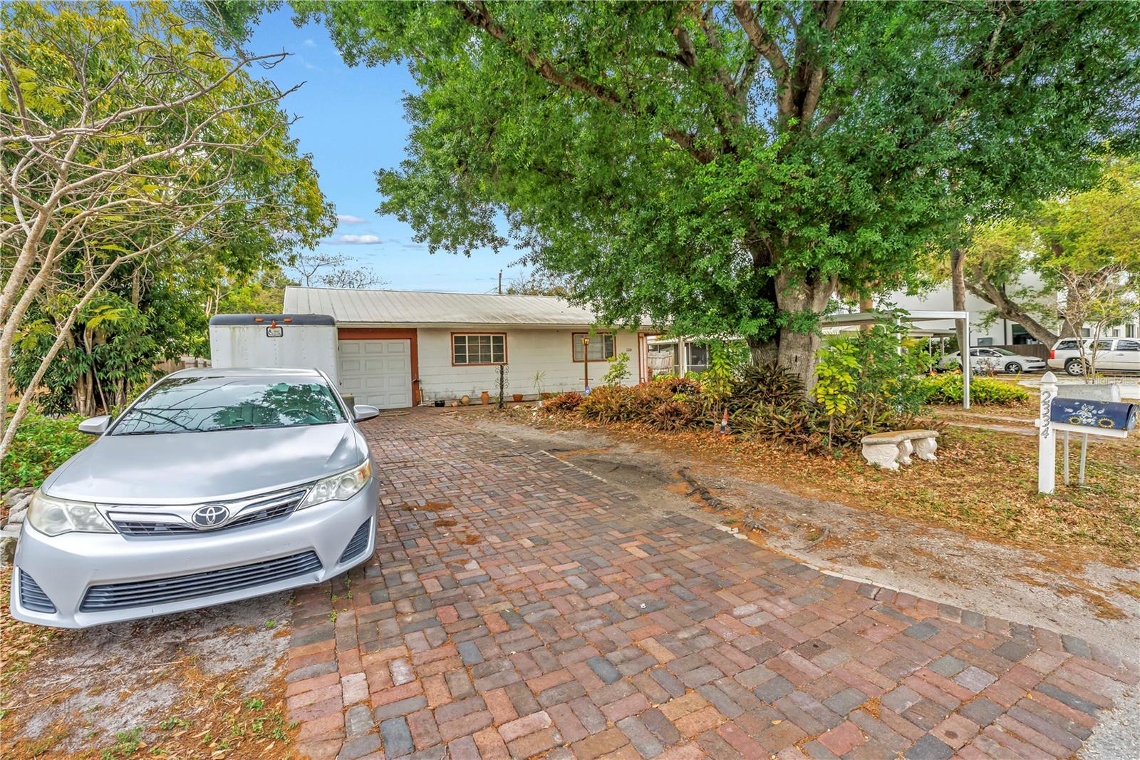 Image 2 of 11 For 2334 Prospect Street