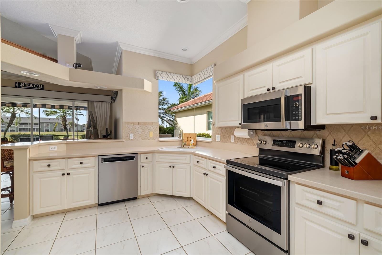 Image 14 of 65 For 613 Misty Pine Drive