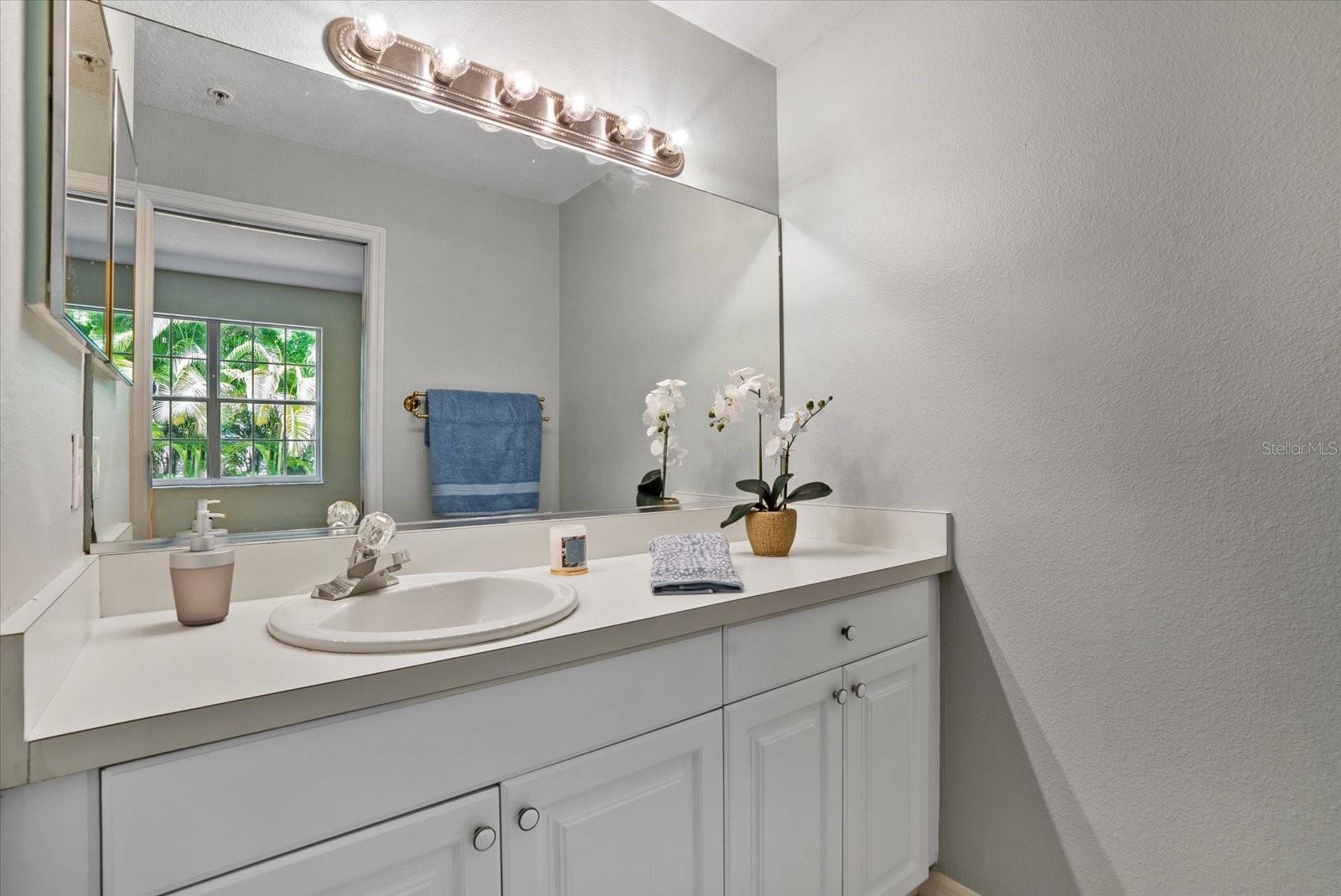 Image 16 of 37 For 4275 Castlebridge Lane 1312