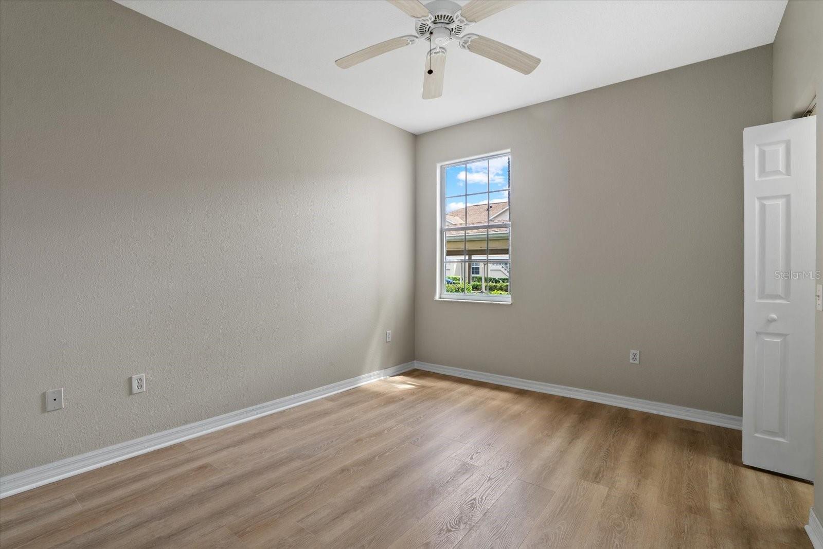 Image 18 of 37 For 4275 Castlebridge Lane 1312