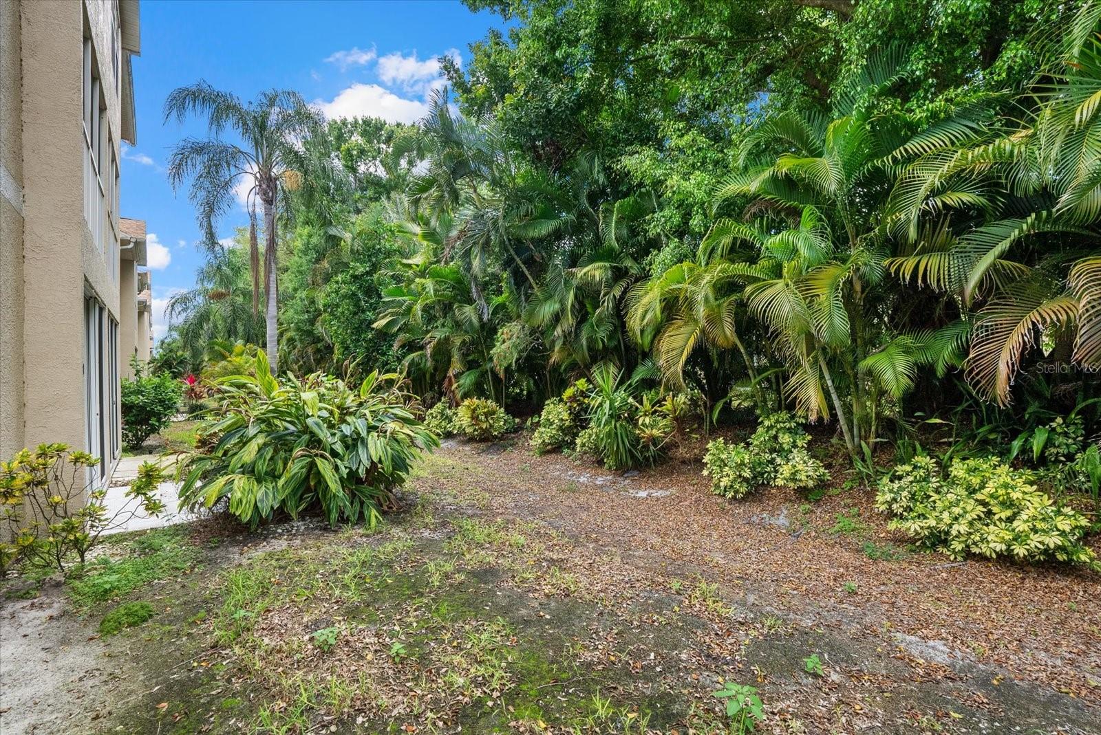 Image 24 of 37 For 4275 Castlebridge Lane 1312