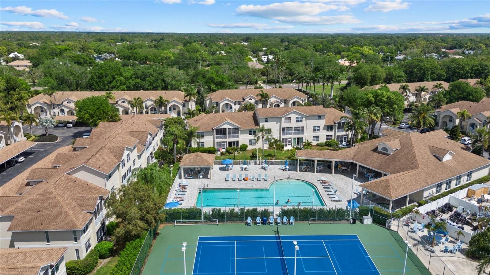 Image 28 of 37 For 4275 Castlebridge Lane 1312