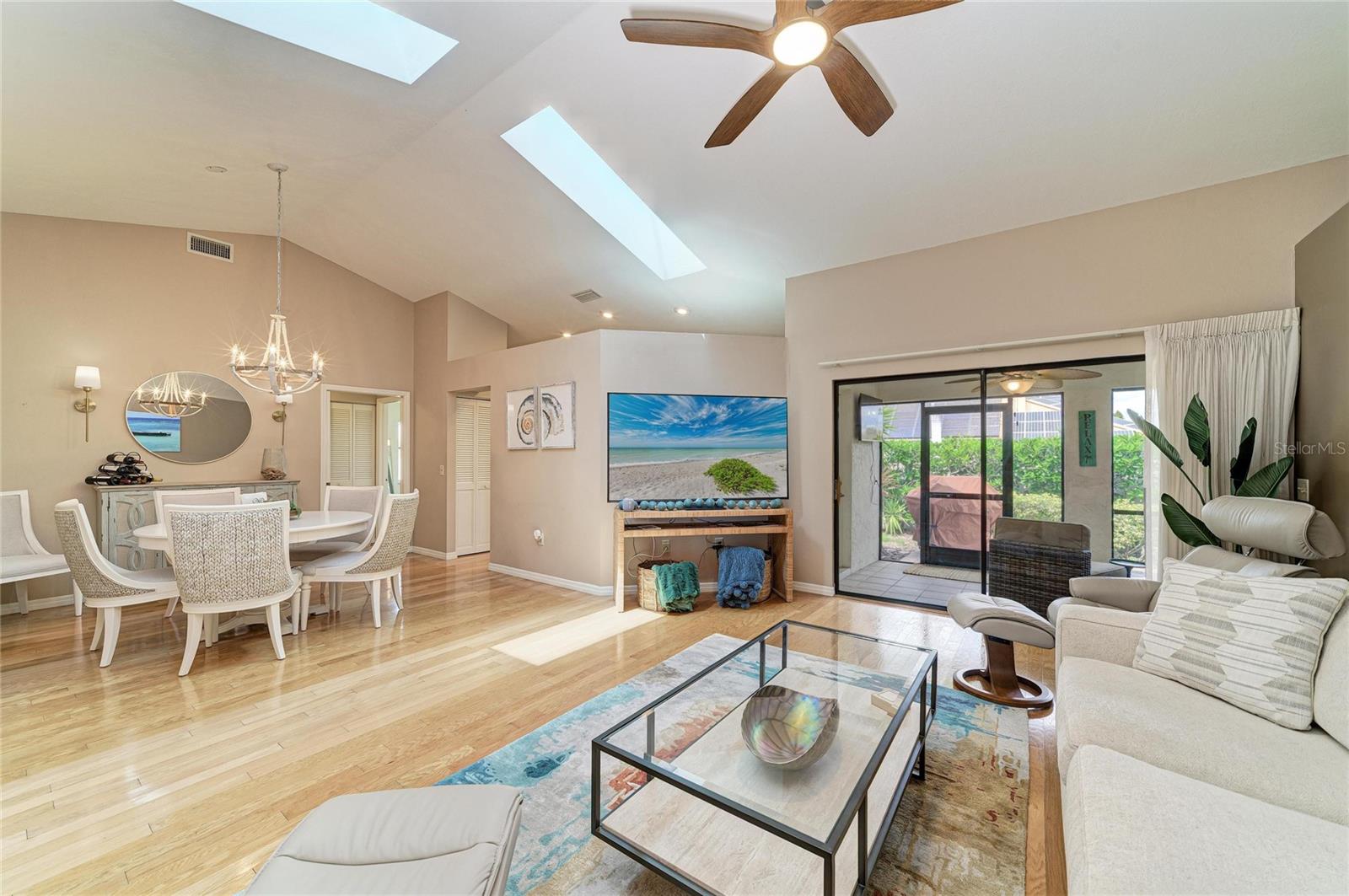 Image 22 of 83 For 246 Laurel Hollow Drive 23