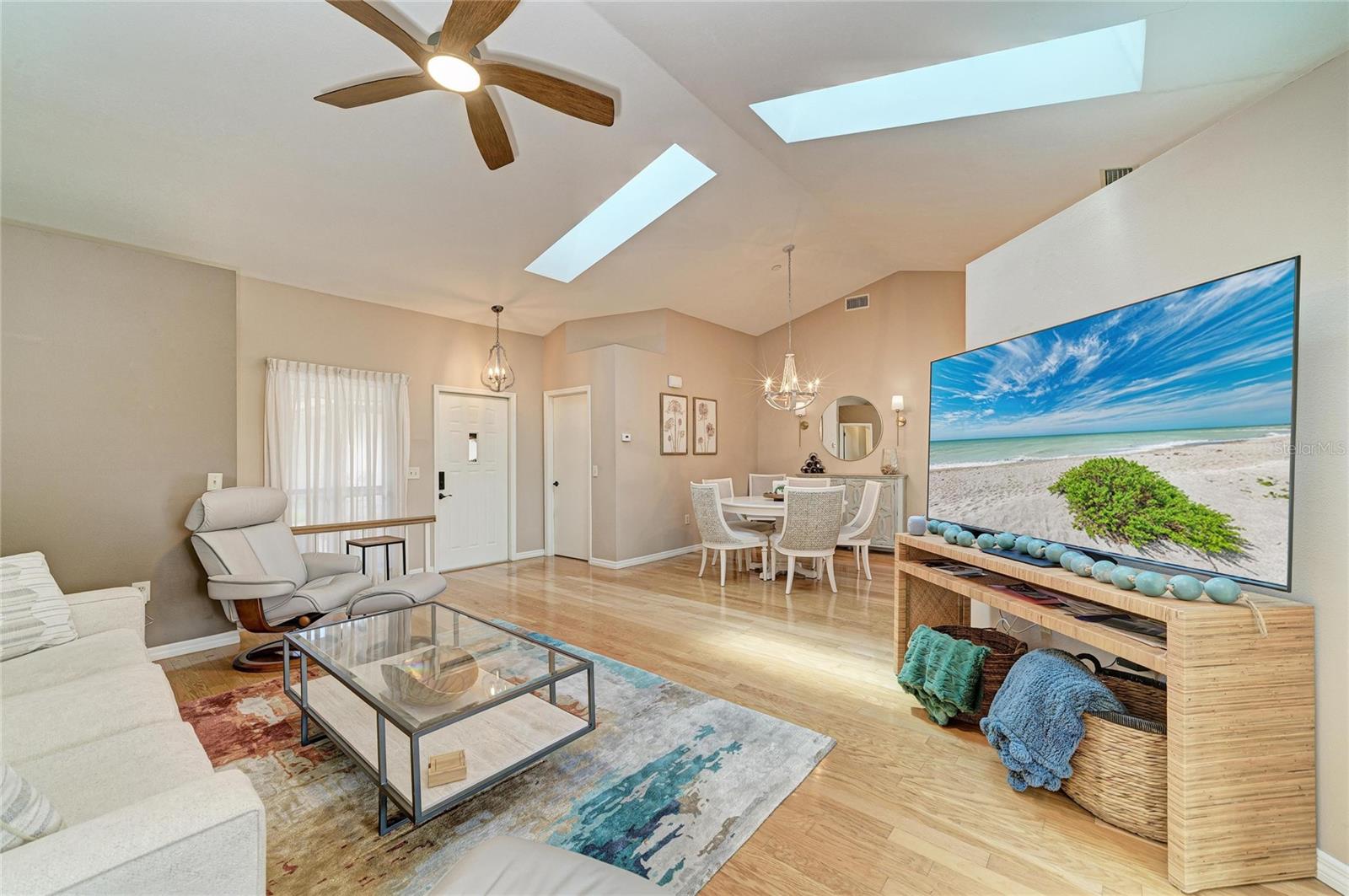 Image 23 of 83 For 246 Laurel Hollow Drive 23