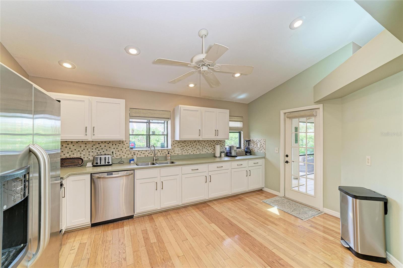 Image 27 of 83 For 246 Laurel Hollow Drive 23