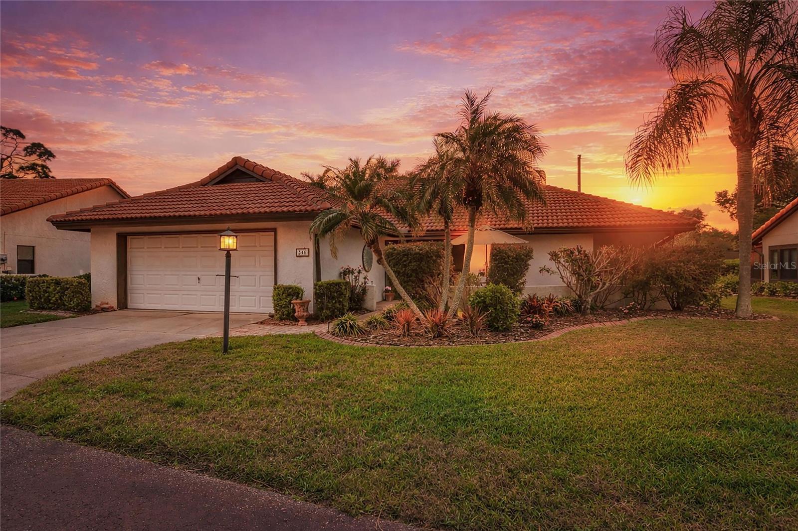 Image 4 of 83 For 246 Laurel Hollow Drive 23