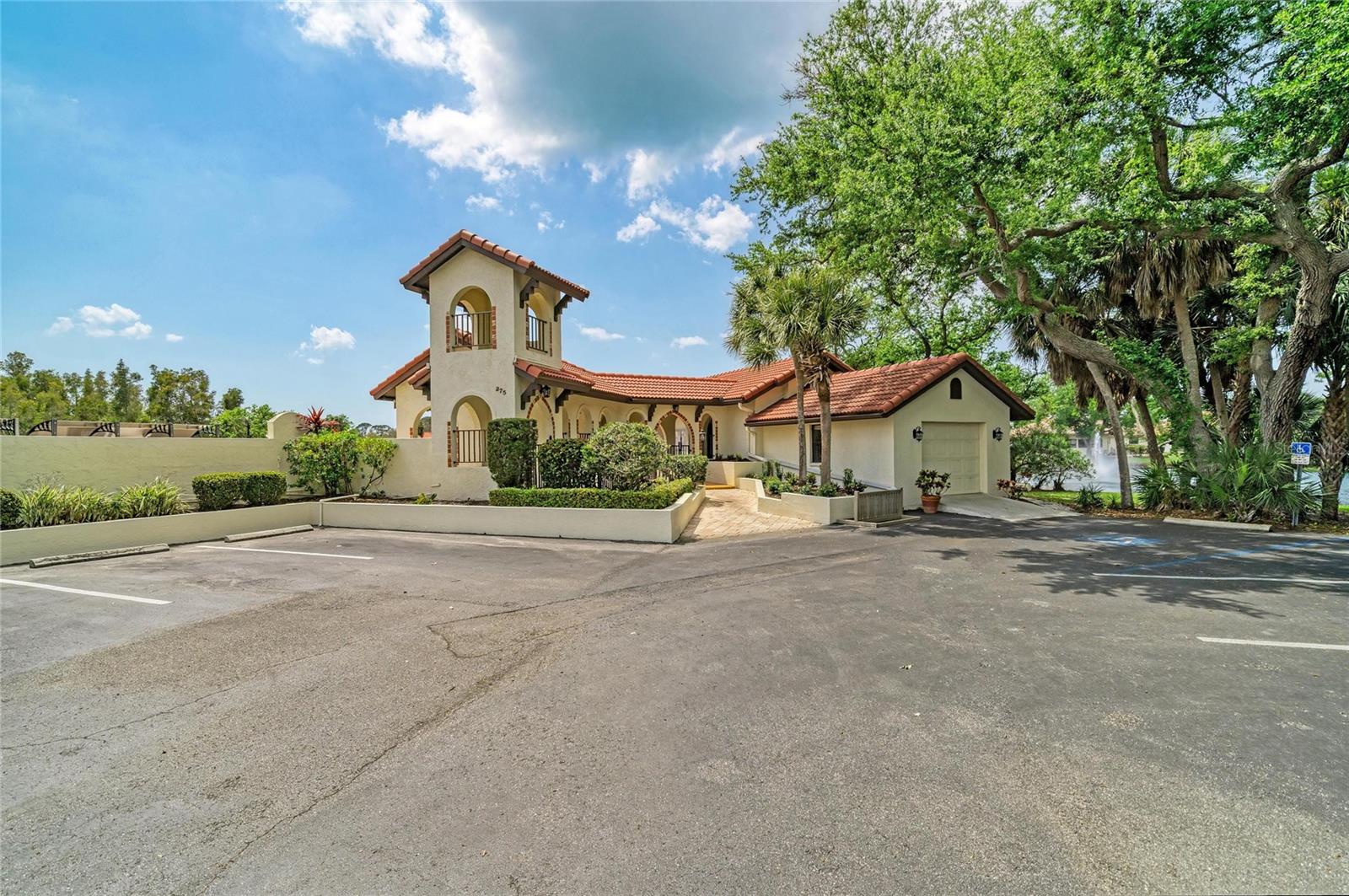 Image 48 of 83 For 246 Laurel Hollow Drive 23