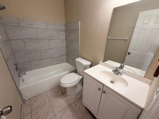 Image 14 of 19 For 2621 Pine Lake Terrace A