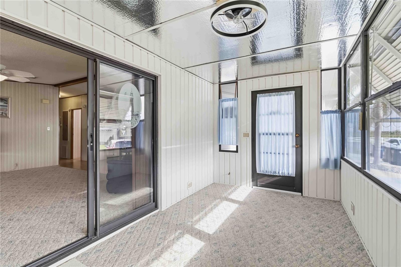 Image 19 of 28 For 1531 46th Avenue E