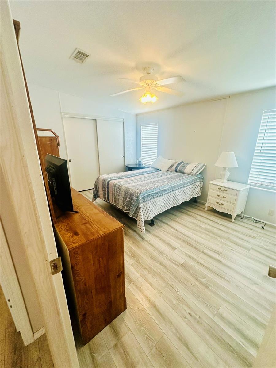 Image 11 of 38 For 2305 Bay Drive