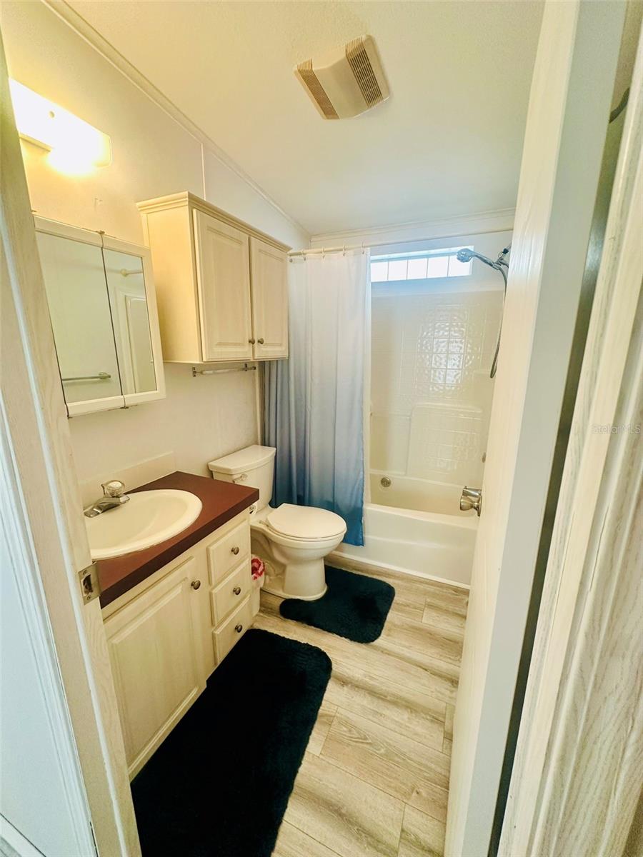 Image 7 of 38 For 2305 Bay Drive