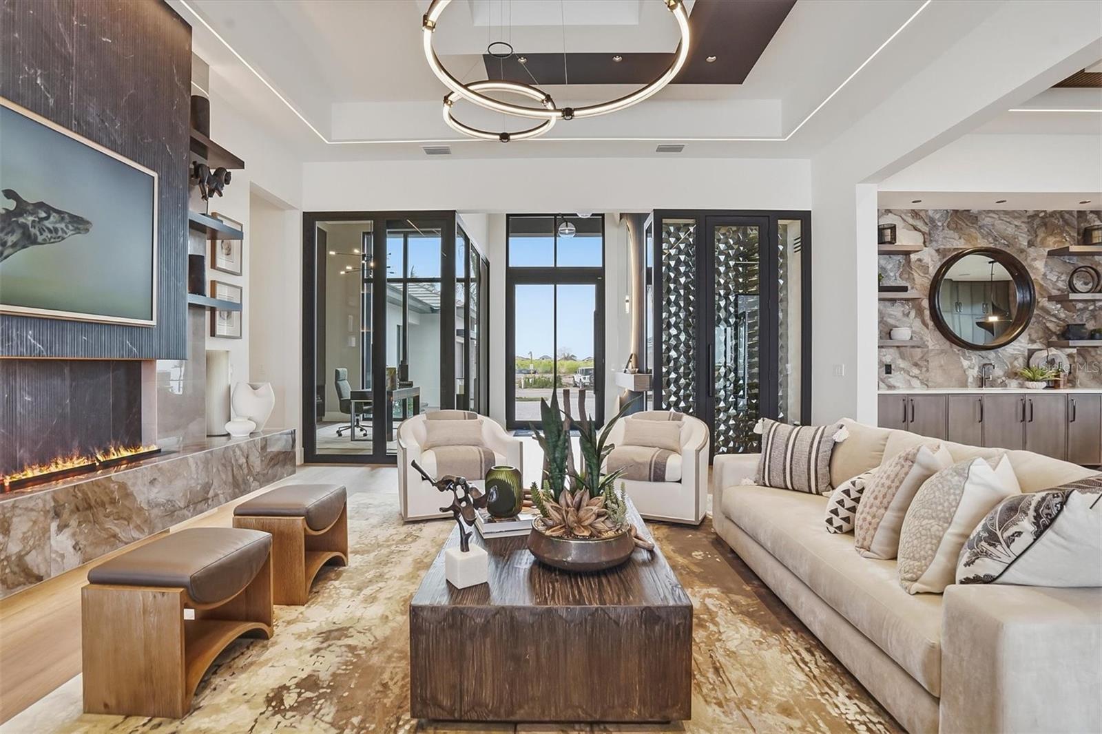 Image 27 of 82 For 262 Crystal Waters Drive