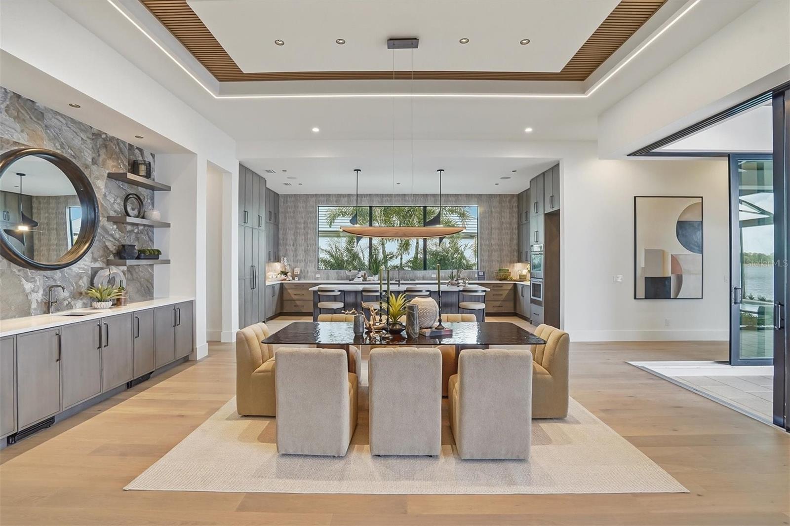 Image 31 of 82 For 262 Crystal Waters Drive