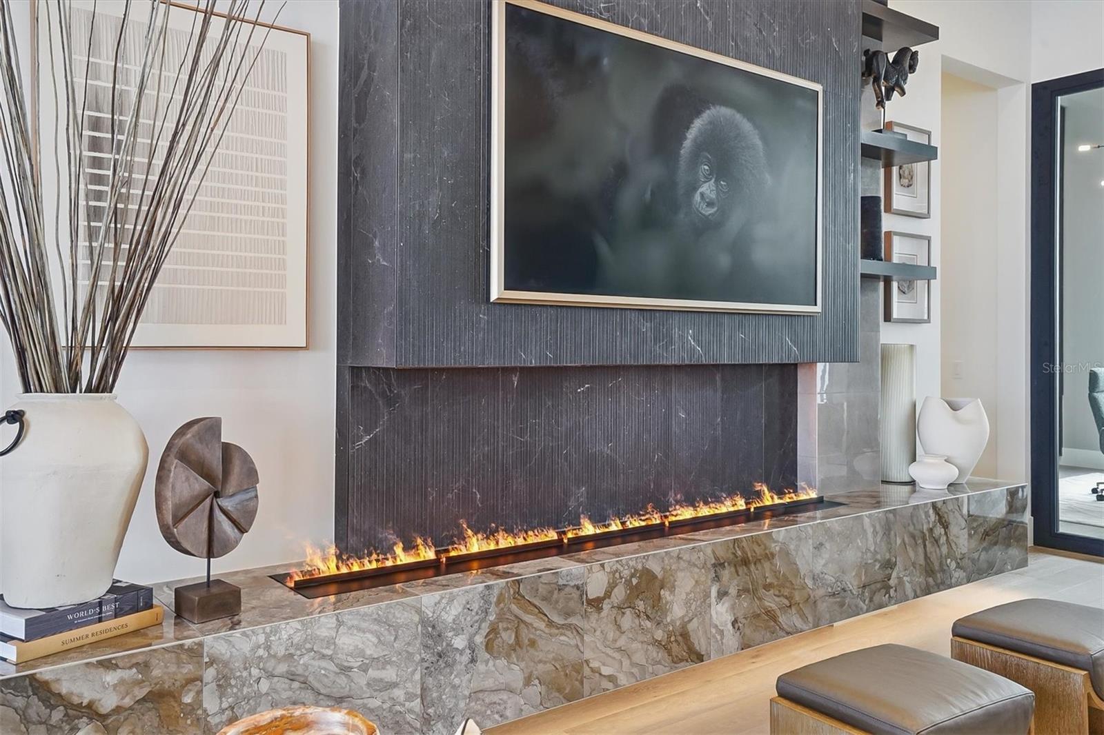 Image 34 of 82 For 262 Crystal Waters Drive