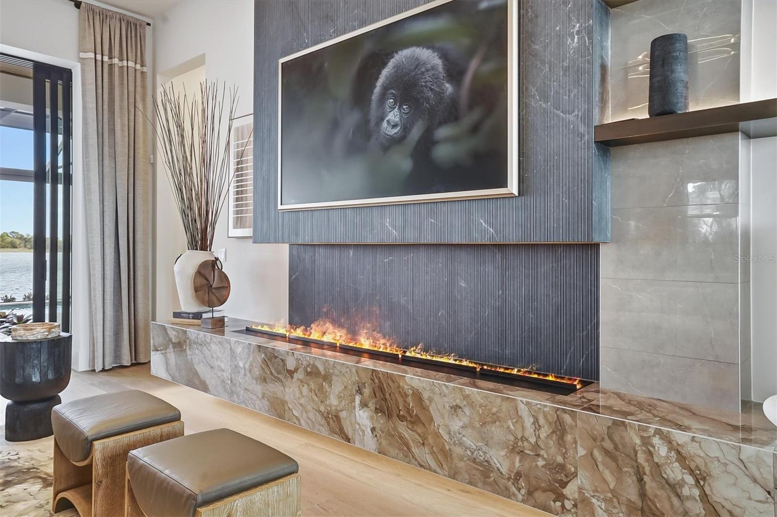 Image 38 of 82 For 262 Crystal Waters Drive