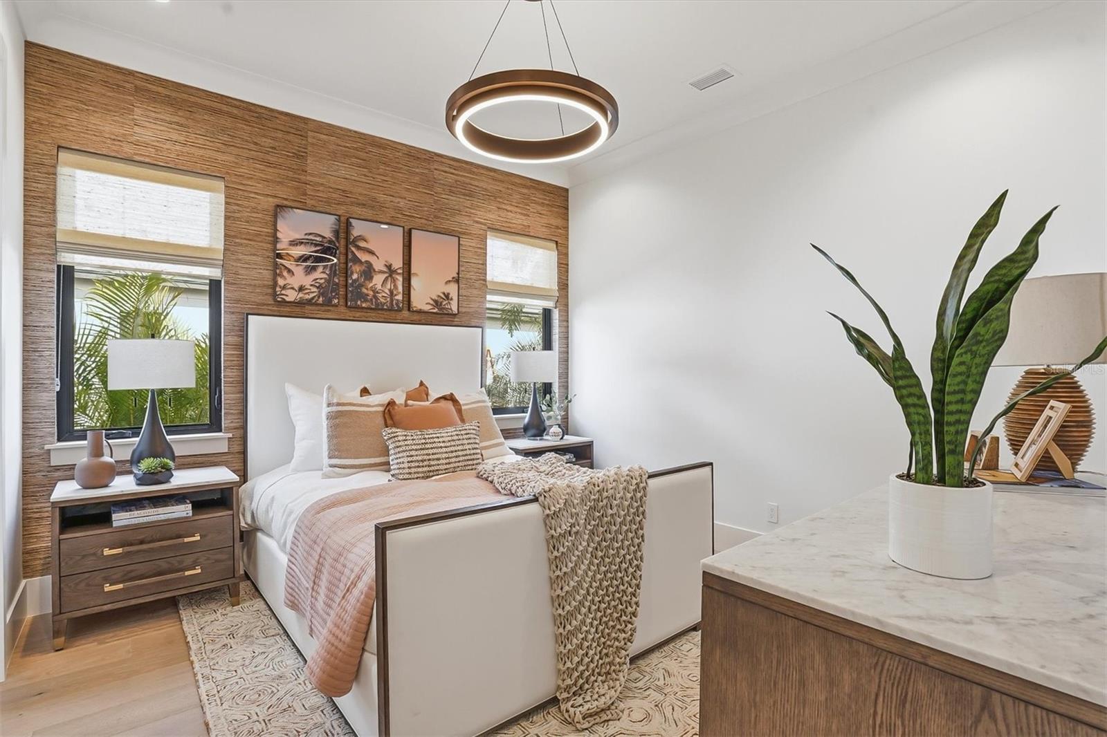 Image 53 of 82 For 262 Crystal Waters Drive