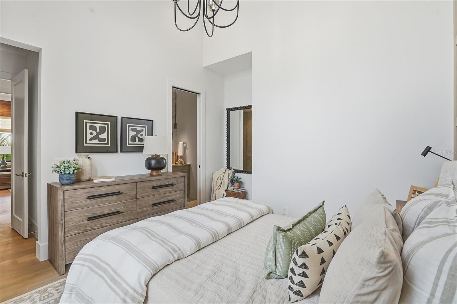 Image 58 of 82 For 262 Crystal Waters Drive