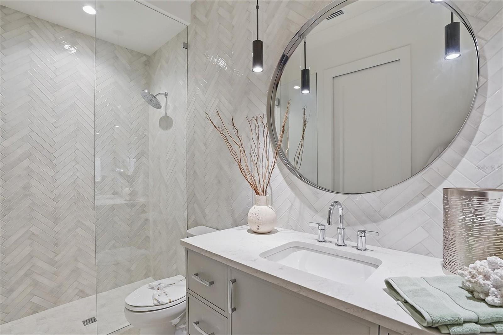 Image 63 of 82 For 262 Crystal Waters Drive