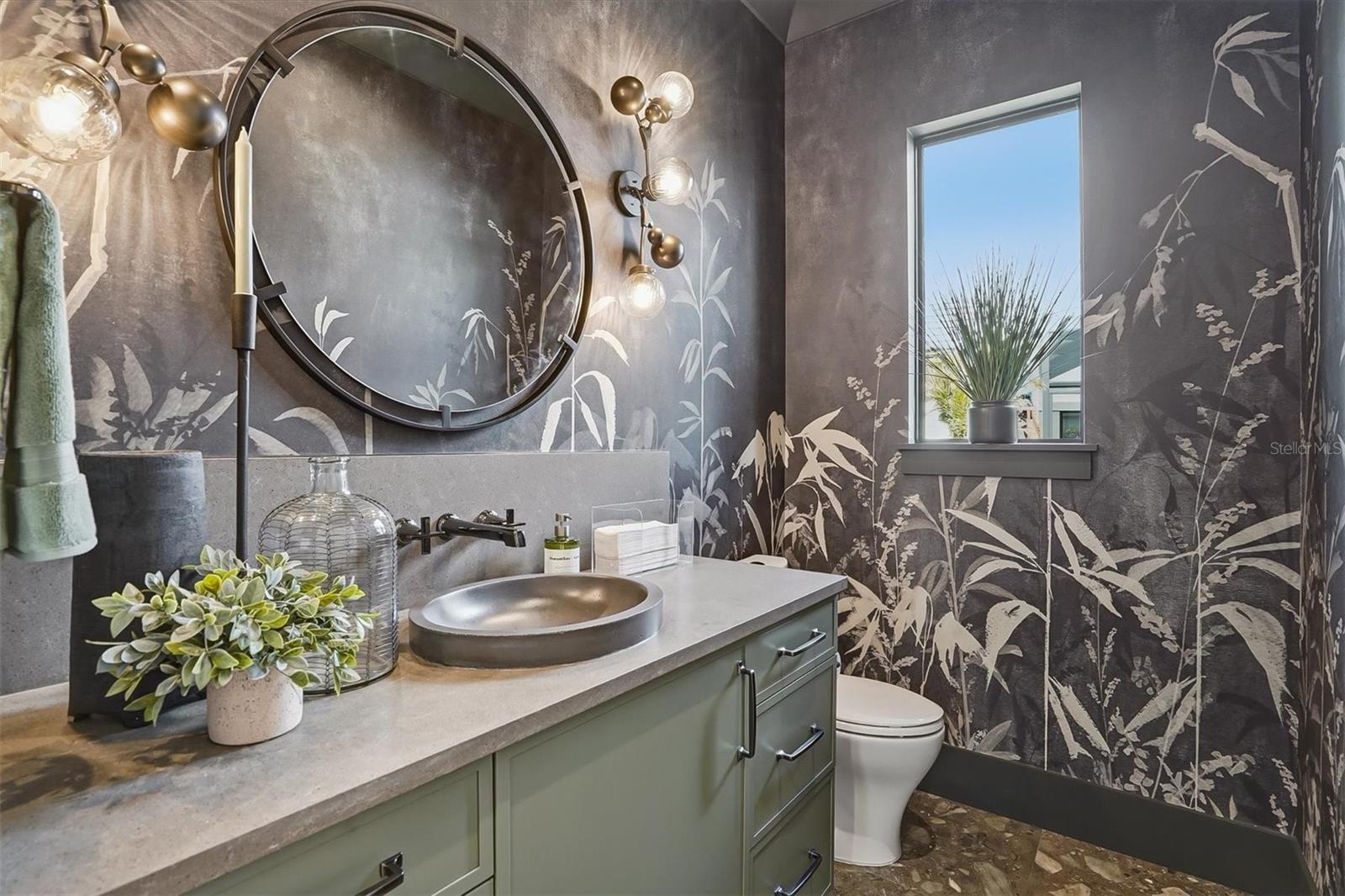 Image 64 of 82 For 262 Crystal Waters Drive