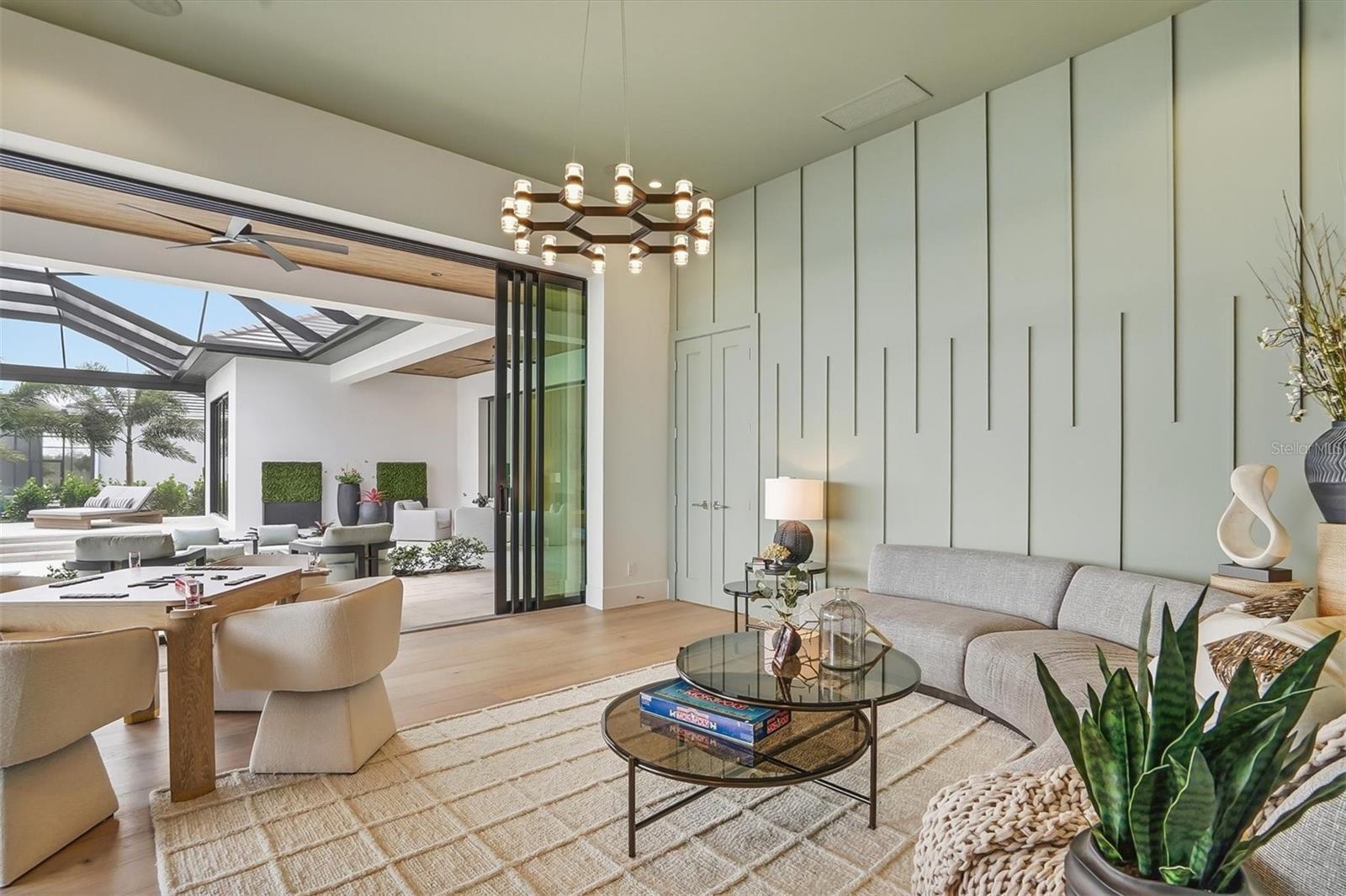 Image 69 of 82 For 262 Crystal Waters Drive