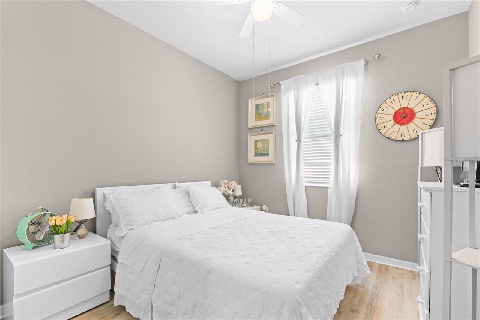 Image 18 of 57 For 14335 59th Circle E