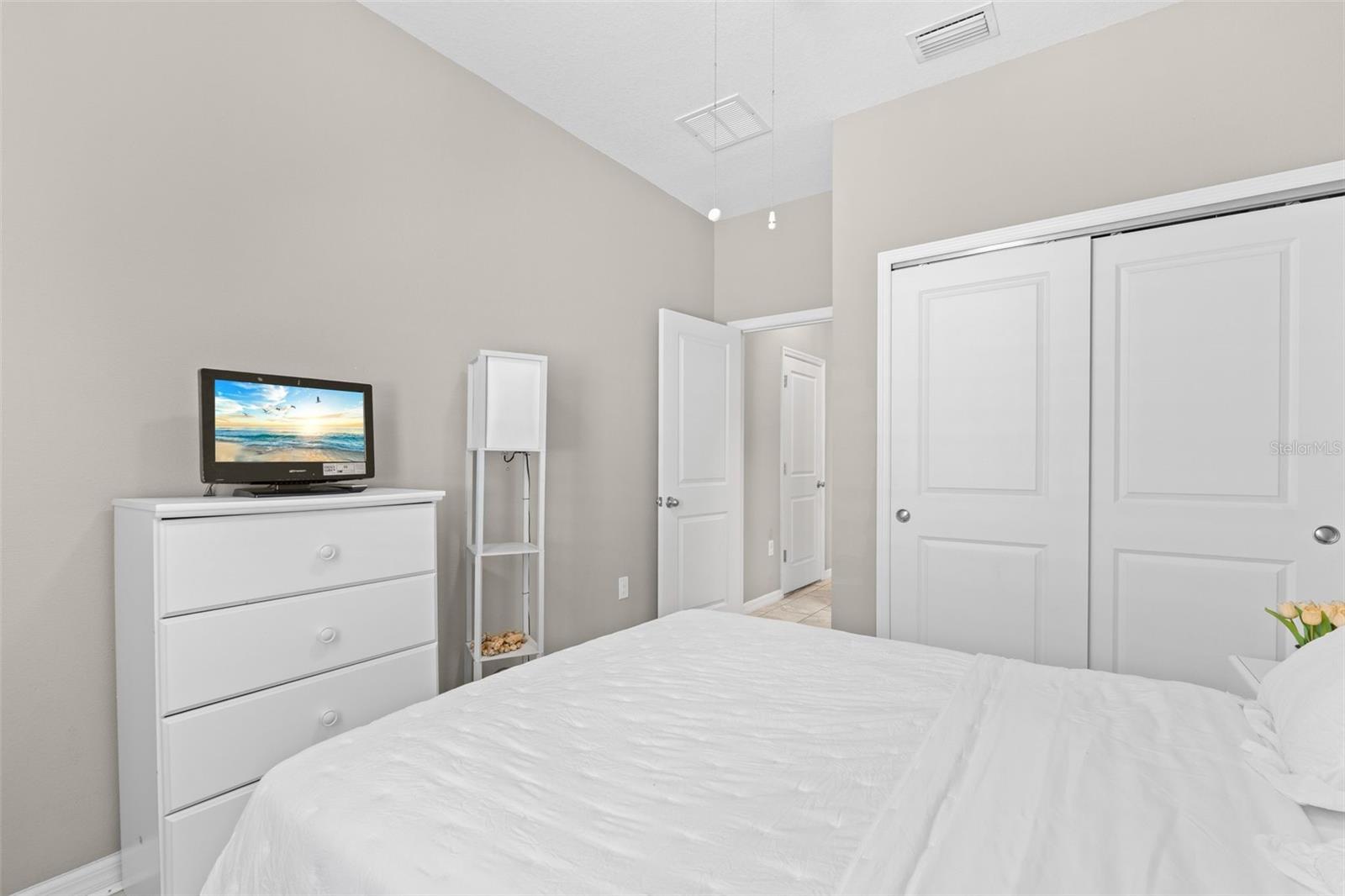 Image 20 of 57 For 14335 59th Circle E