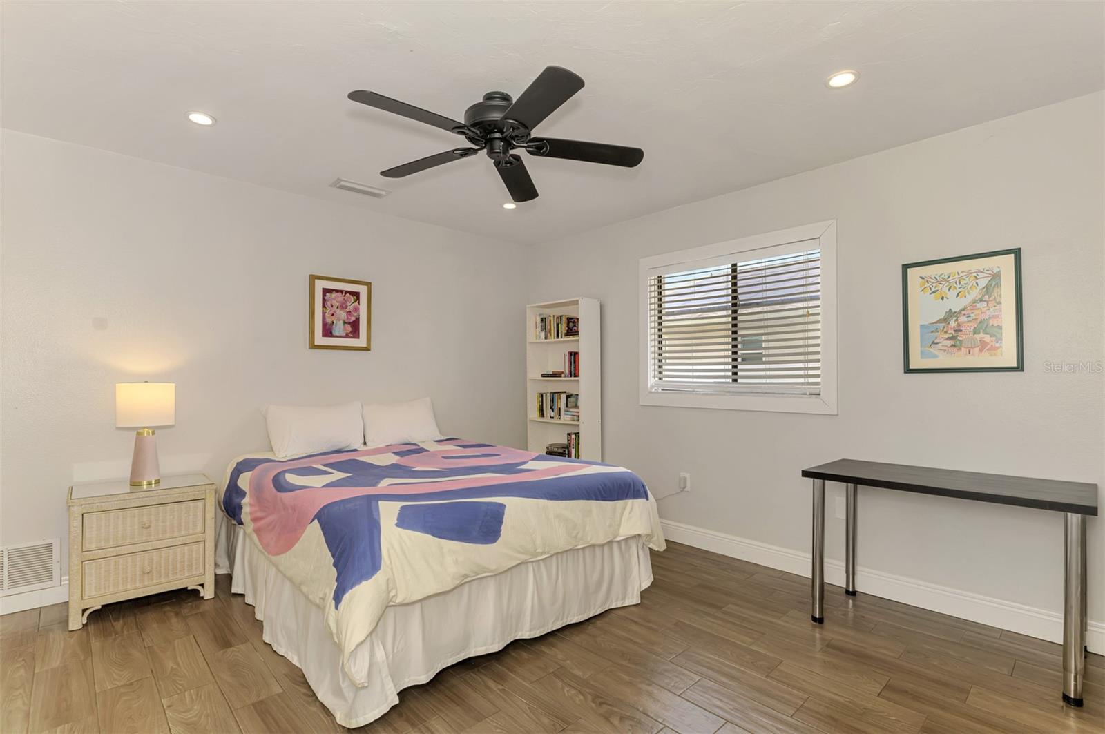 Image 16 of 28 For 5410 Creeping Hammock Drive