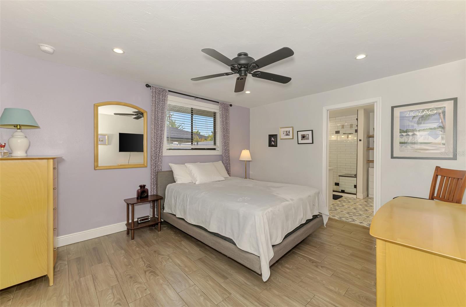 Image 19 of 28 For 5410 Creeping Hammock Drive