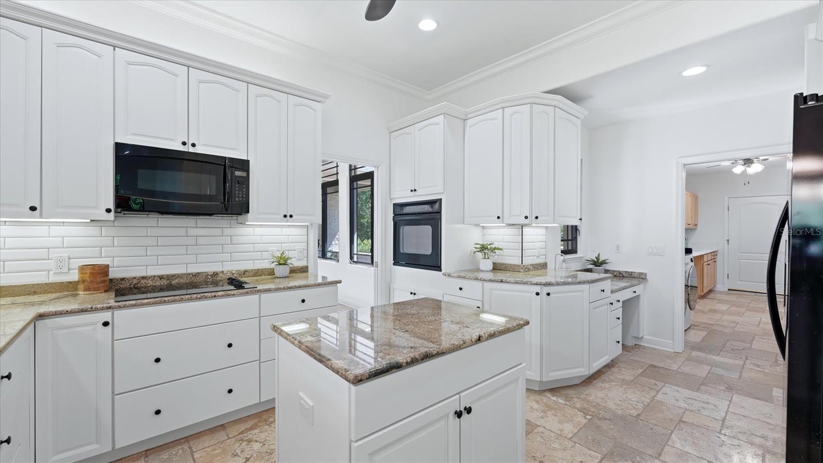 Image 13 of 70 For 5935 River Forest Circle