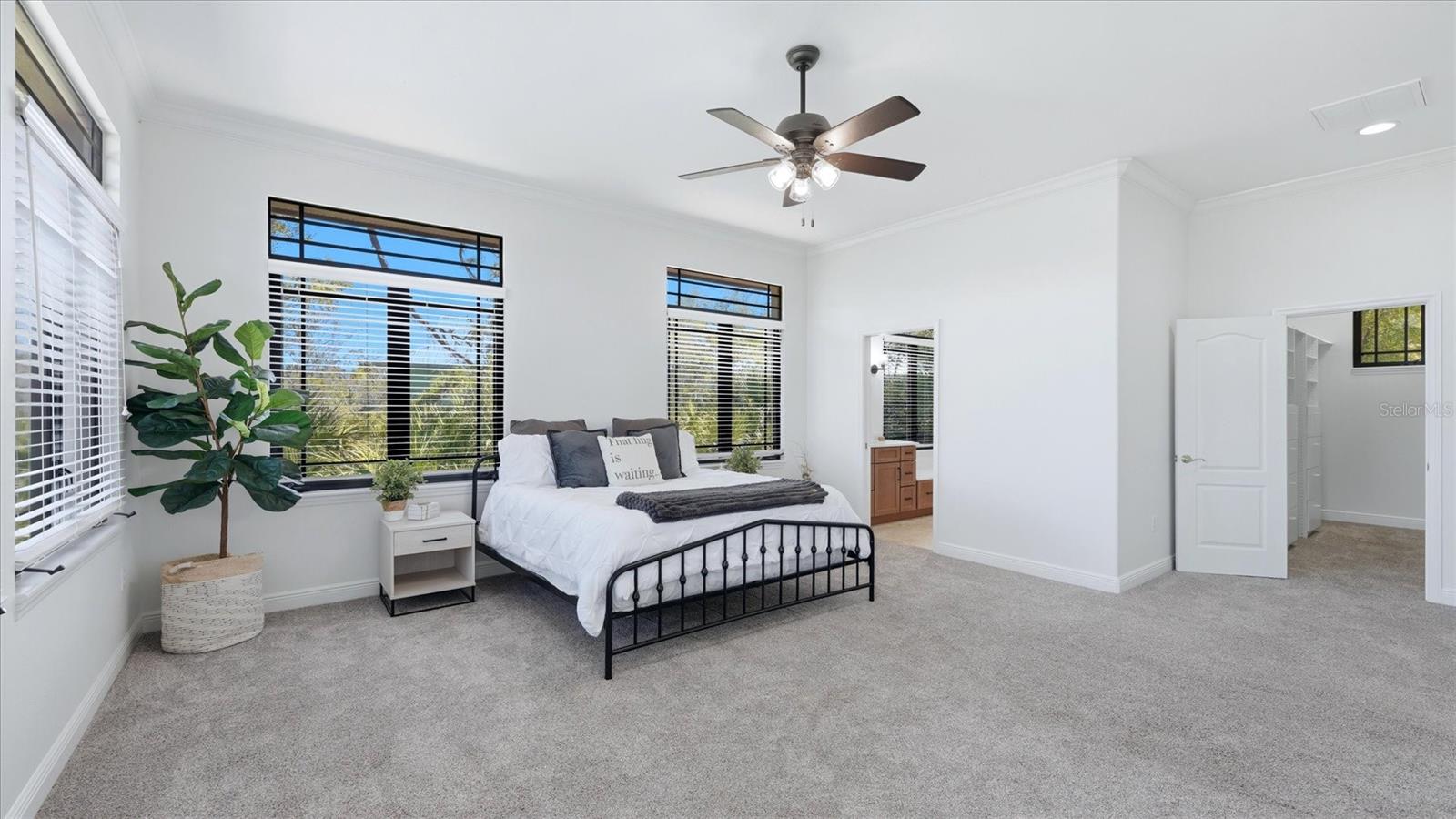 Image 19 of 70 For 5935 River Forest Circle