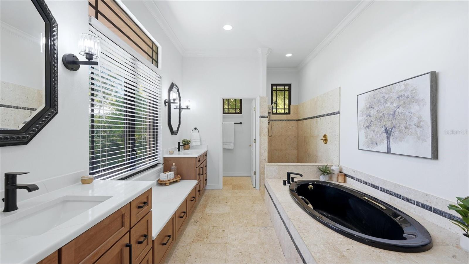 Image 21 of 70 For 5935 River Forest Circle