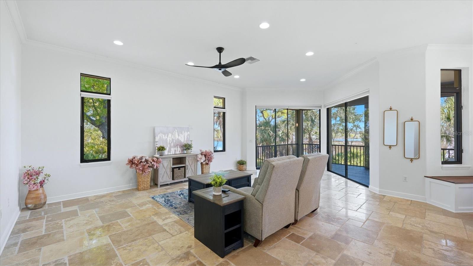 Image 27 of 70 For 5935 River Forest Circle