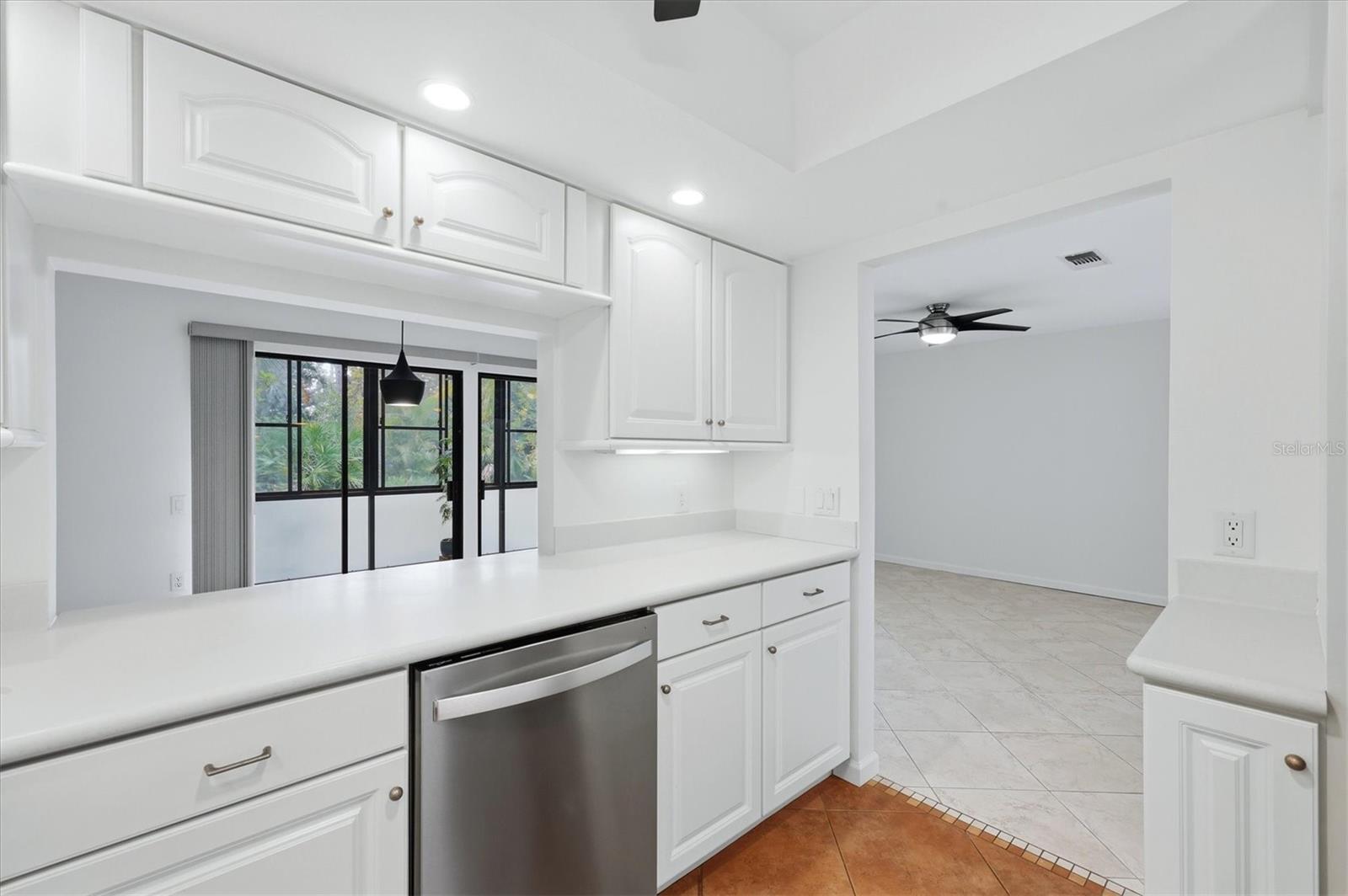 Image 11 of 80 For 135 Woodland Place