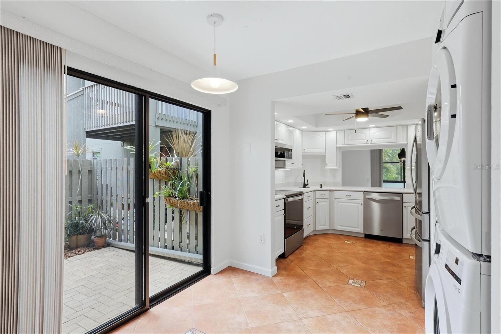 Image 14 of 80 For 135 Woodland Place