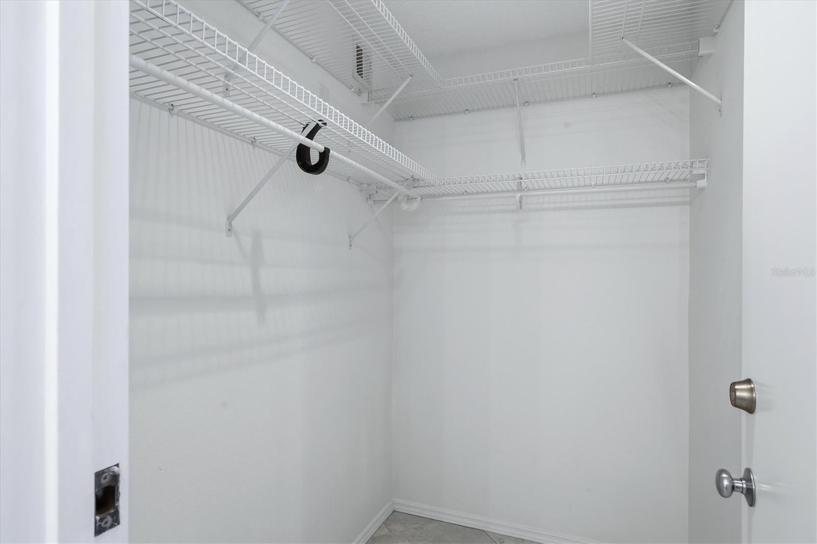 Image 18 of 80 For 135 Woodland Place