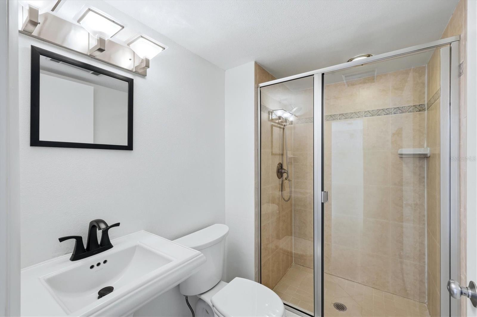 Image 23 of 80 For 135 Woodland Place