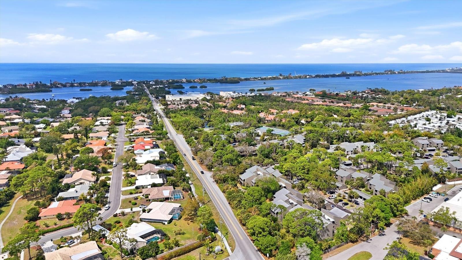 Image 35 of 80 For 135 Woodland Place