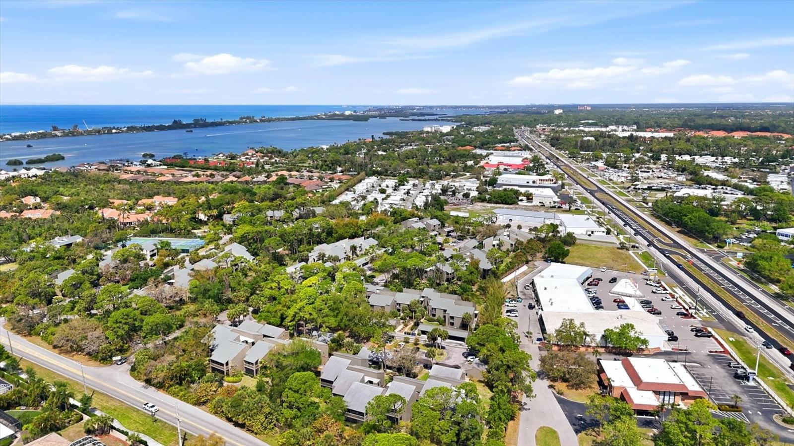 Image 37 of 80 For 135 Woodland Place