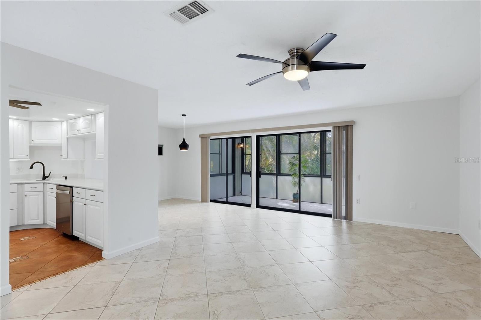 Image 5 of 80 For 135 Woodland Place