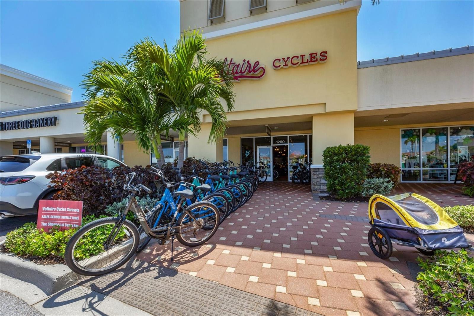 Image 55 of 80 For 135 Woodland Place