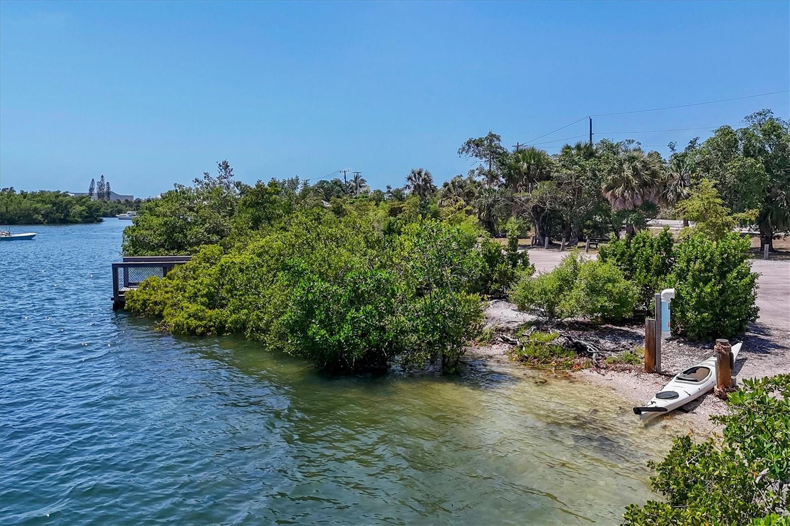 Image 67 of 80 For 135 Woodland Place