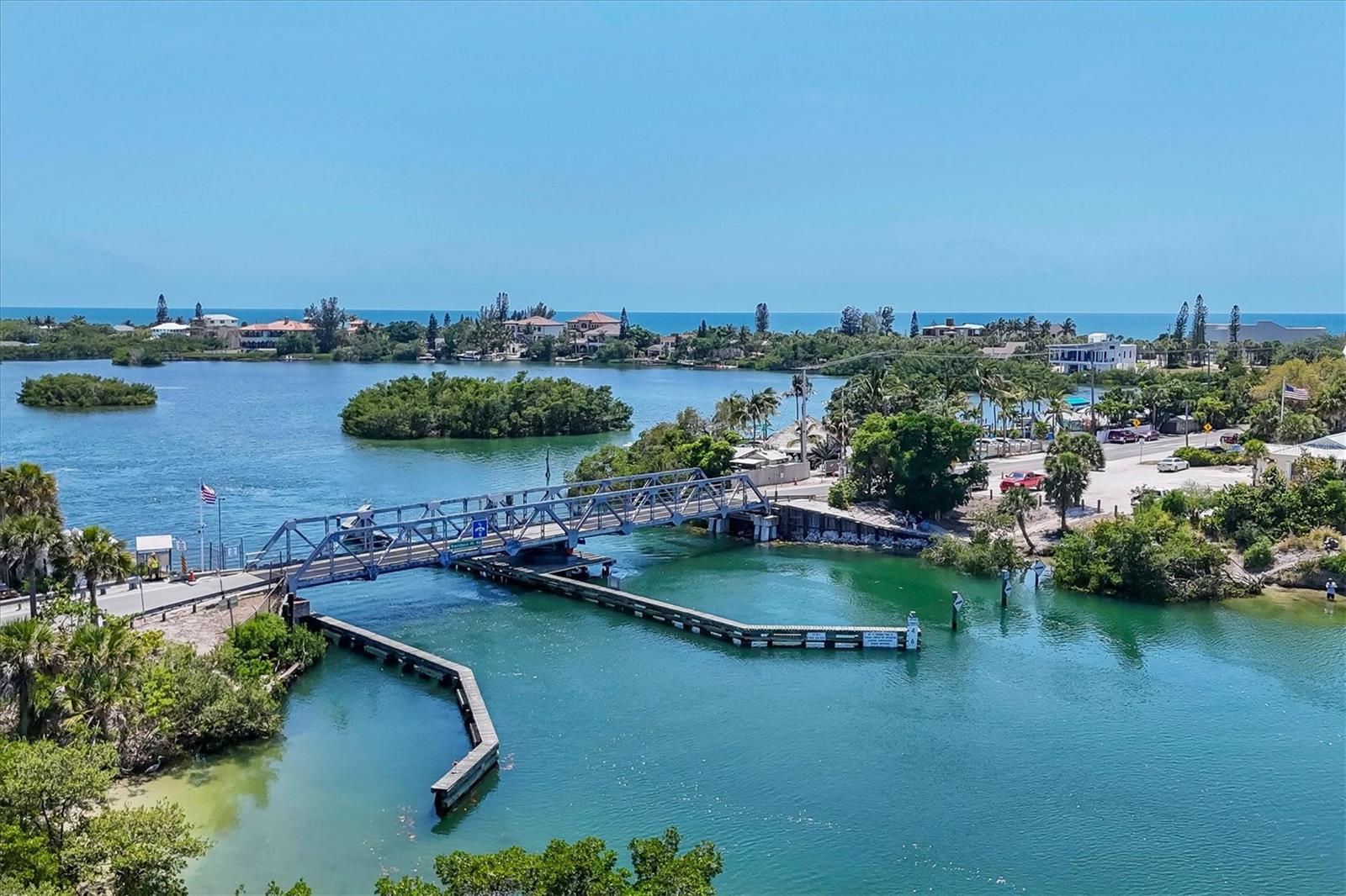 Image 75 of 80 For 135 Woodland Place