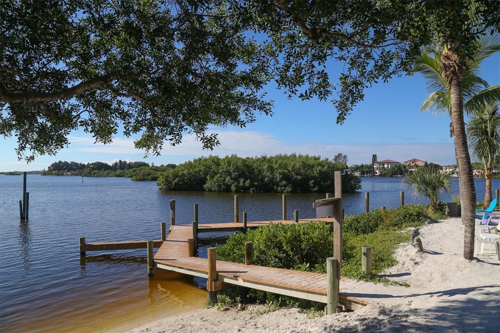 Image 78 of 80 For 135 Woodland Place