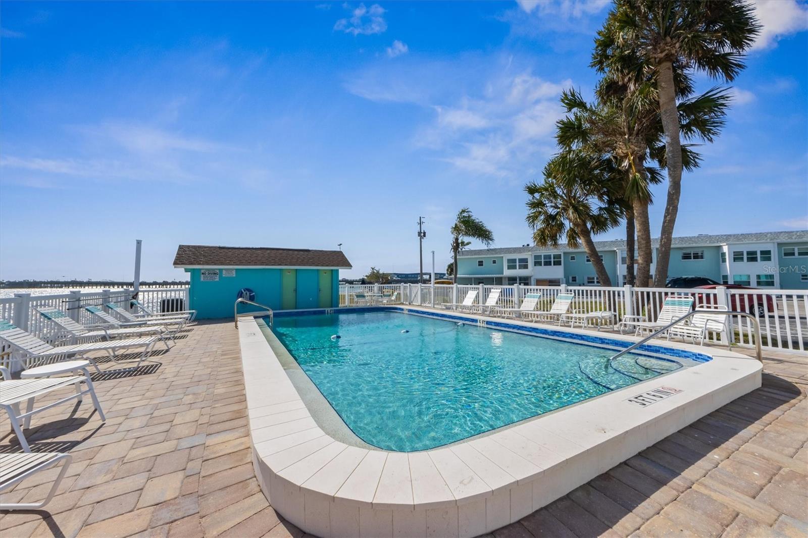 Image 15 of 35 For 117 7th Street N 35