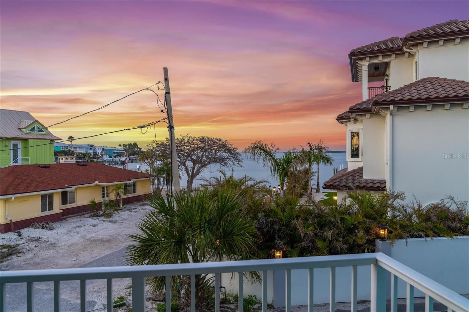 Image 17 of 35 For 117 7th Street N 35